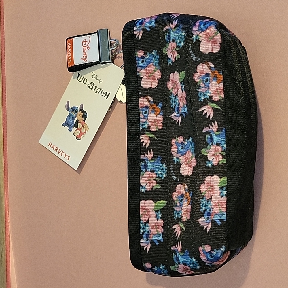 NWT Harvey's Disney Lilo and Stitch Mini Makeup case